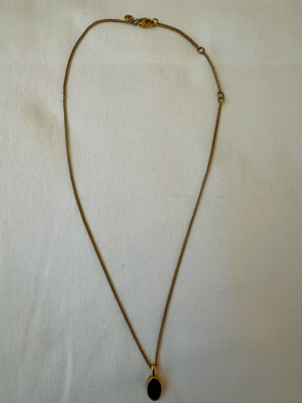 MADEWELL Gold Black Oval Pendant Necklace Adjustable Chain Layering Jewelry